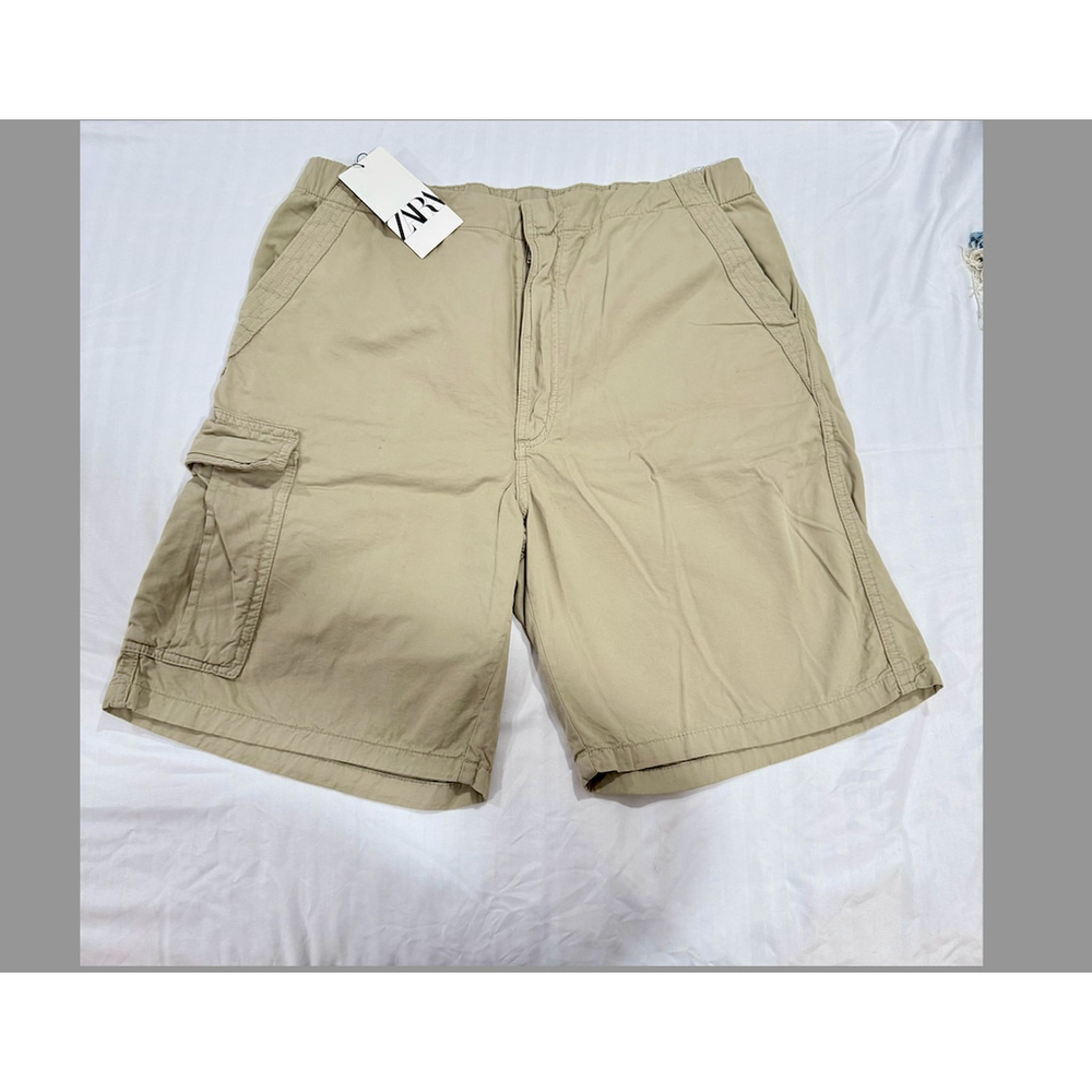 Men's Zara Cargo Cream Shorts Size M